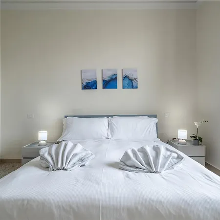 Anna's Your Away From Appartement